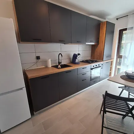 Moghioros Park Dum3 Apartmán *
